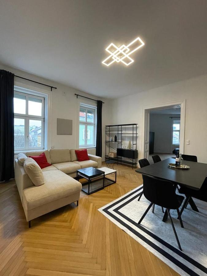 Rochus Stylish Apartamento