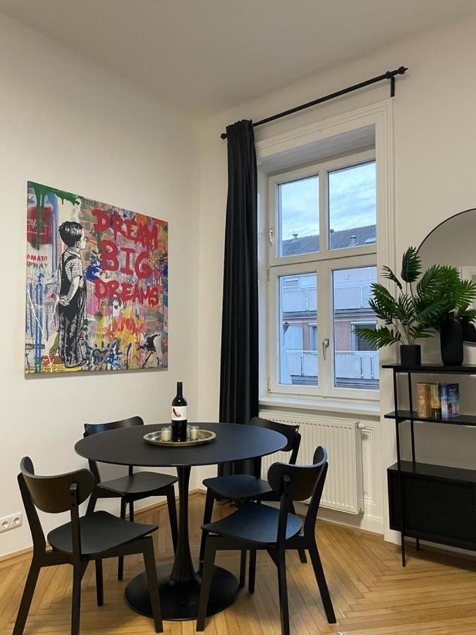 Rochus Stylish * Viena
